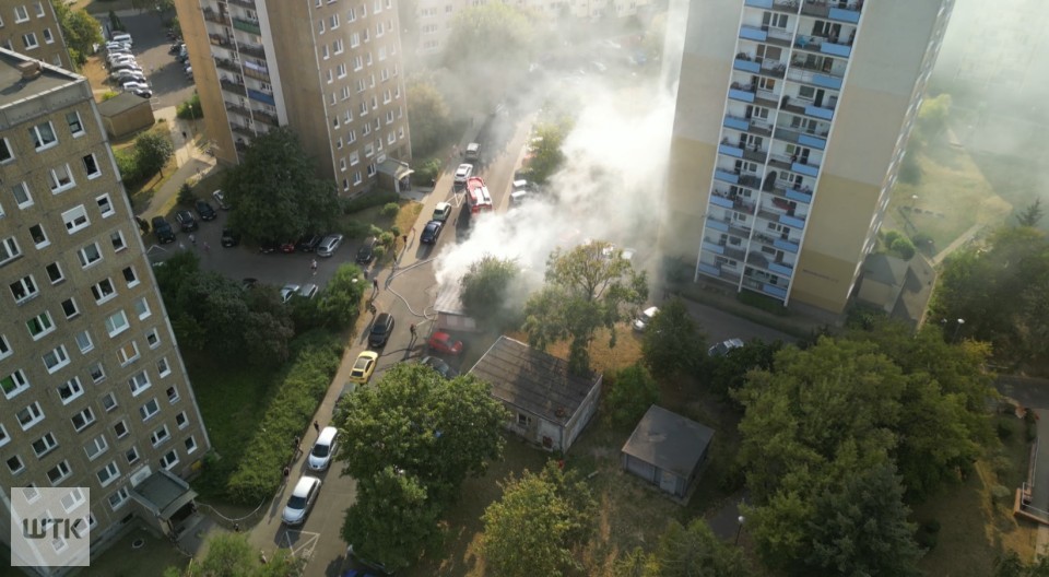 Pożar wiaty śmietnikowej, jedna osoba nie żyje