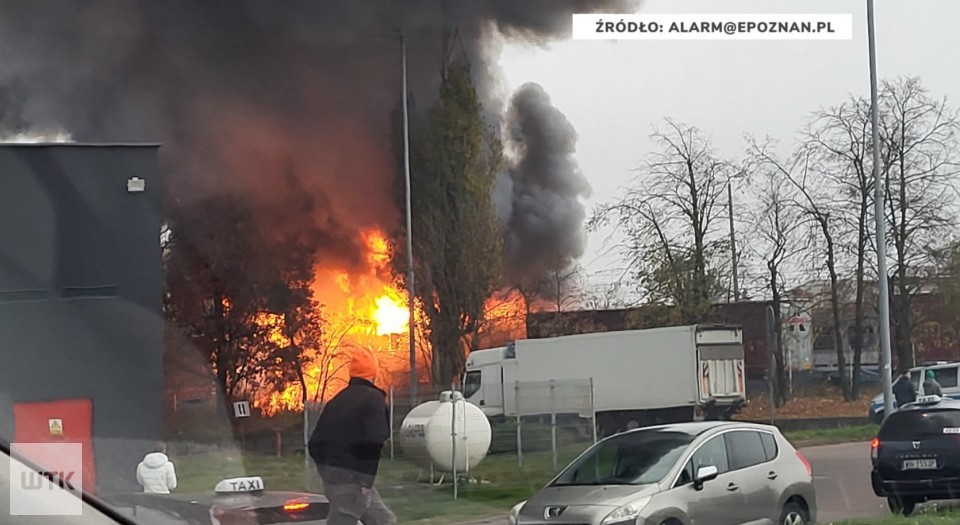 Pożar pociągów w Poznaniu. Jednym z nich jechali kibice Legii Warszawa