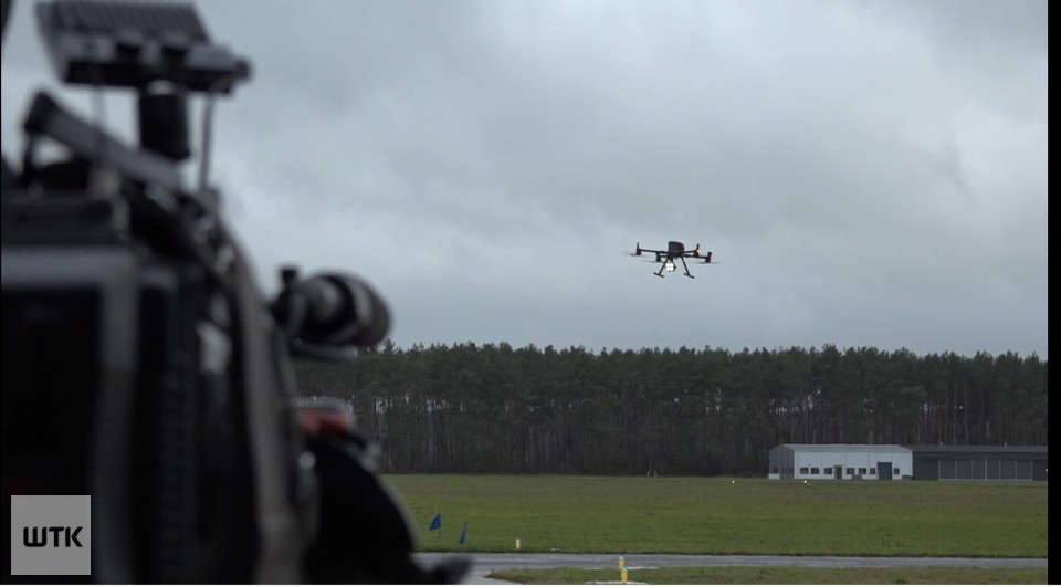 Kilkadziesiąt dronów dla policji. Są geodrony, kamery z termowizją i te widzące ciemnościach